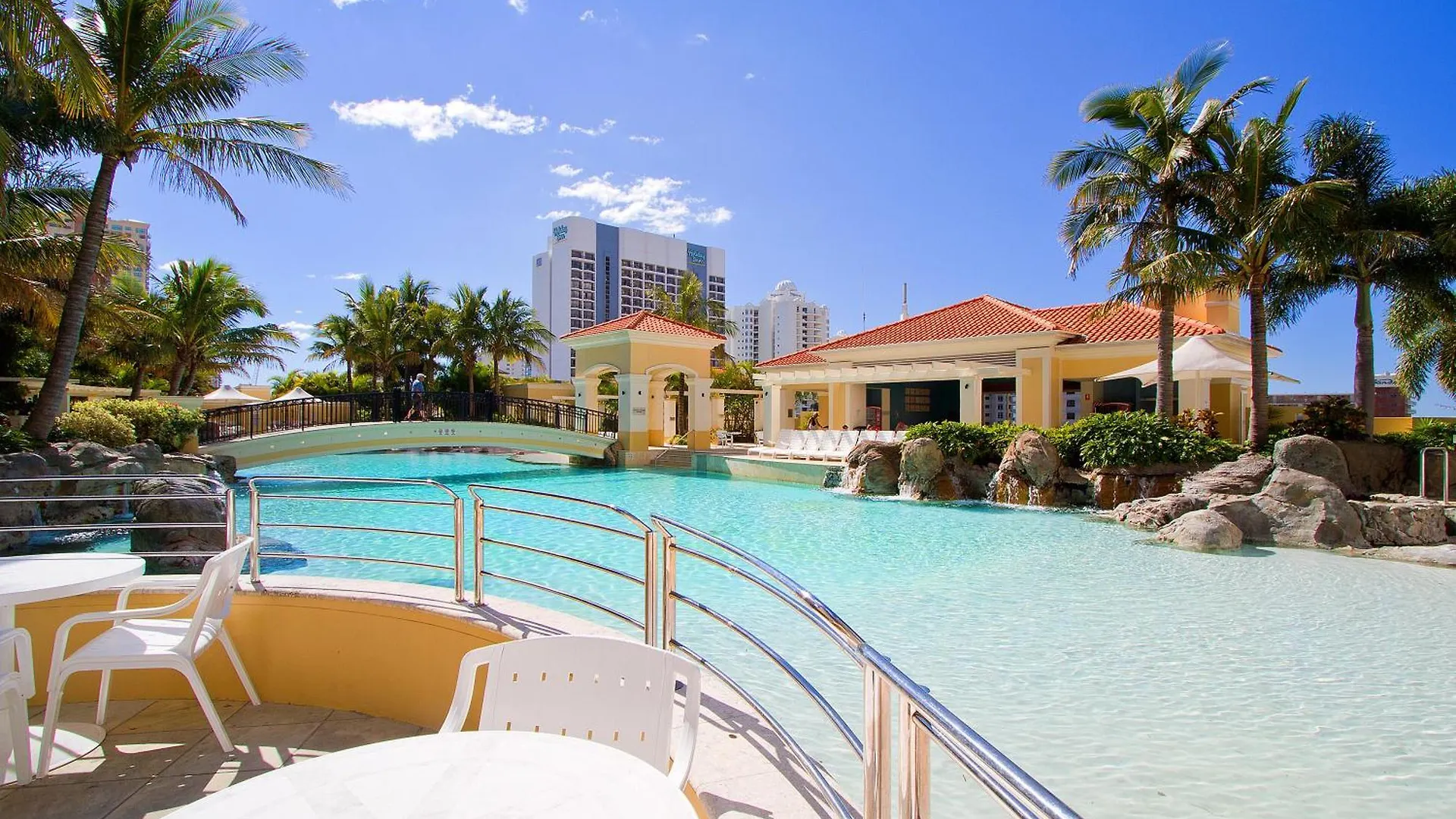 Chevron Renaissance - Qstay Gold Coast