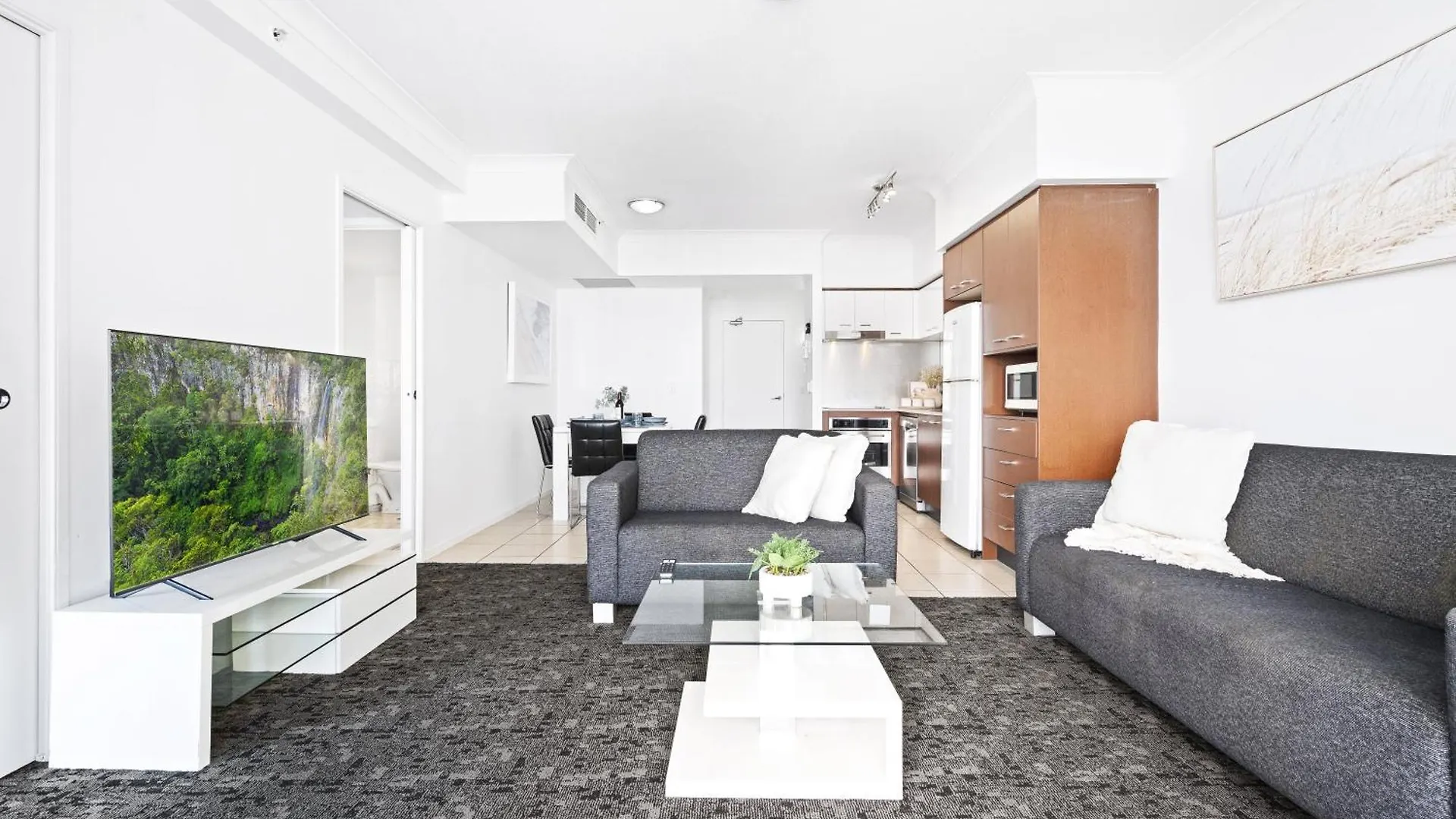 Chevron Renaissance - Qstay Gold Coast