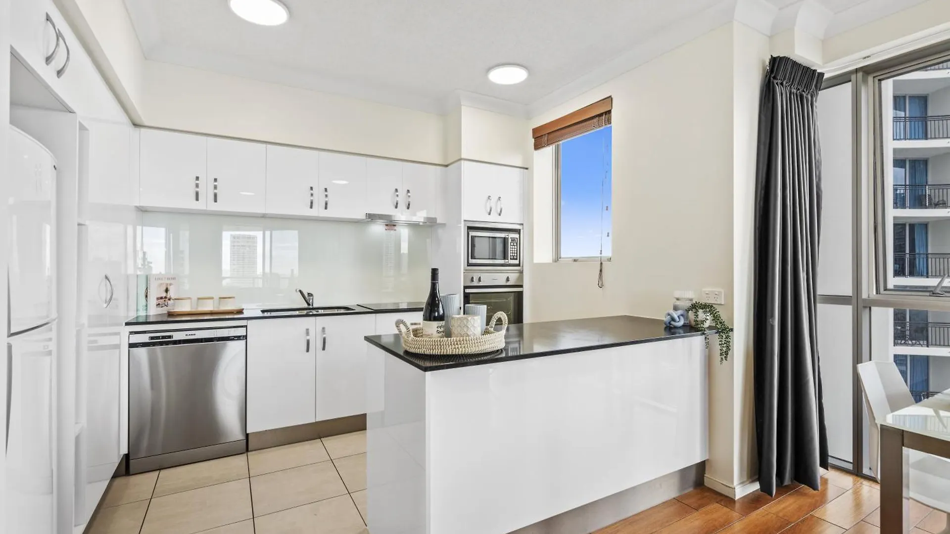 Chevron Renaissance - Qstay Gold Coast